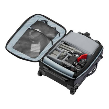 Manfrotto Manhattan Runner MB MN-R-RN-50 - walizka, plecak fotograficzny na kółkach_Walizka w środku / Przykład użycia_3